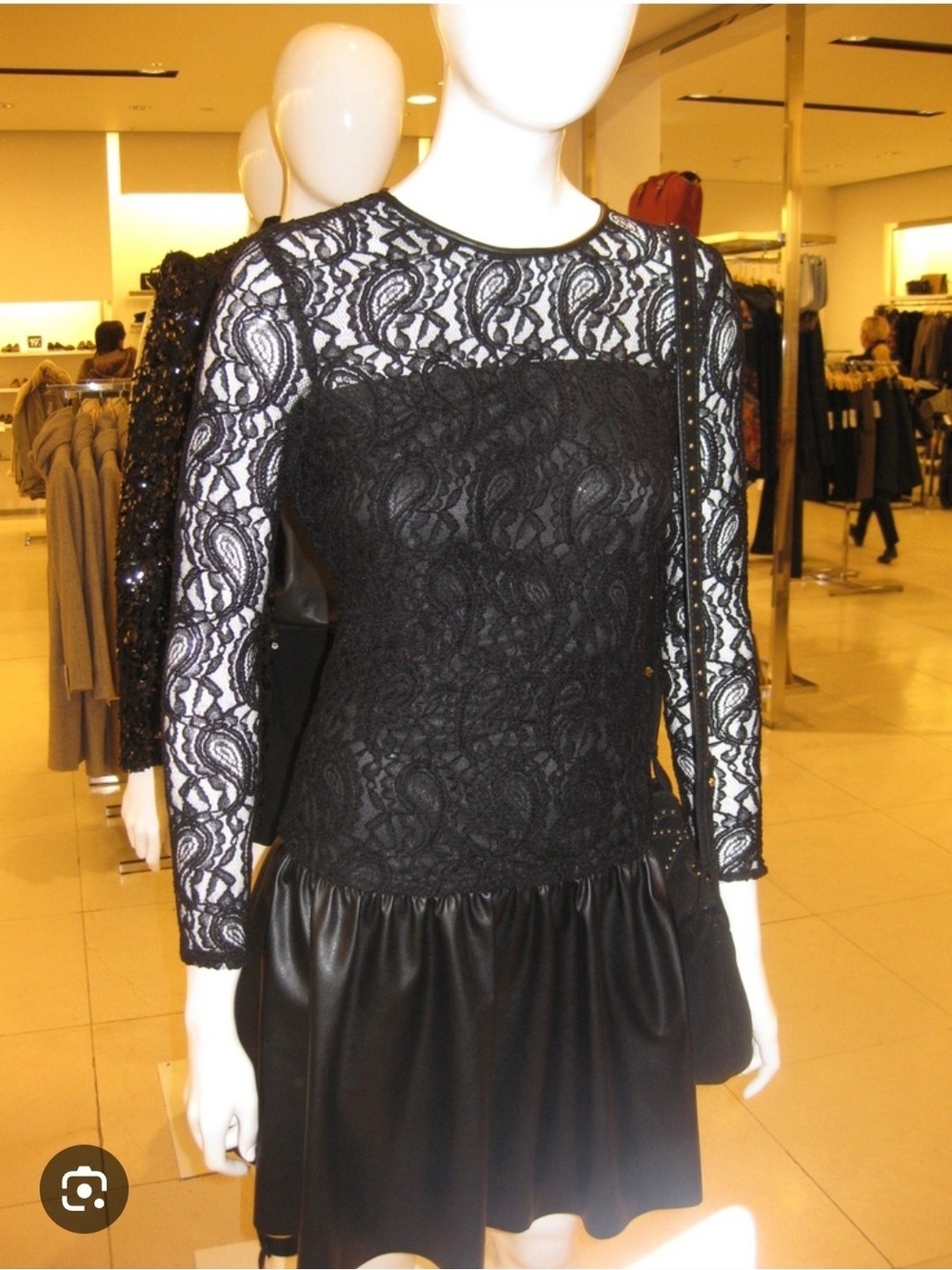 Elegant Black Lace Long-Sleeve Dress